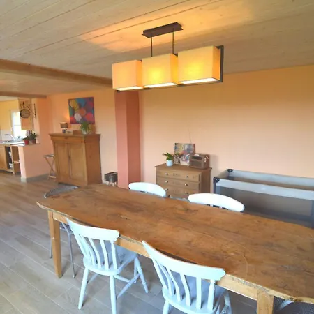 Holiday home Quaint Mansion In With Garden *