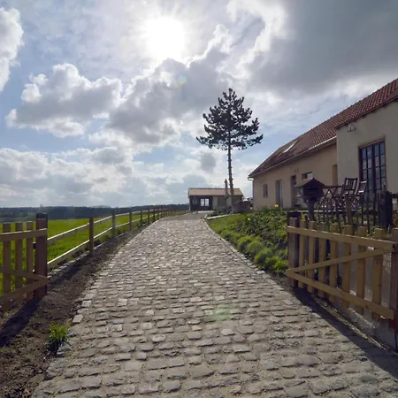 Quaint Mansion In With Garden Holiday home *